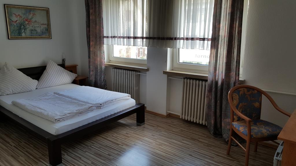 Myrooms Neu-Isenburg Room photo